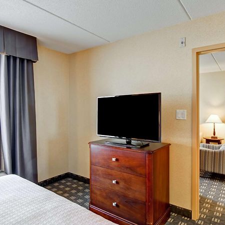 Homewood Suites By Hilton Toronto Mississauga Bagian luar foto