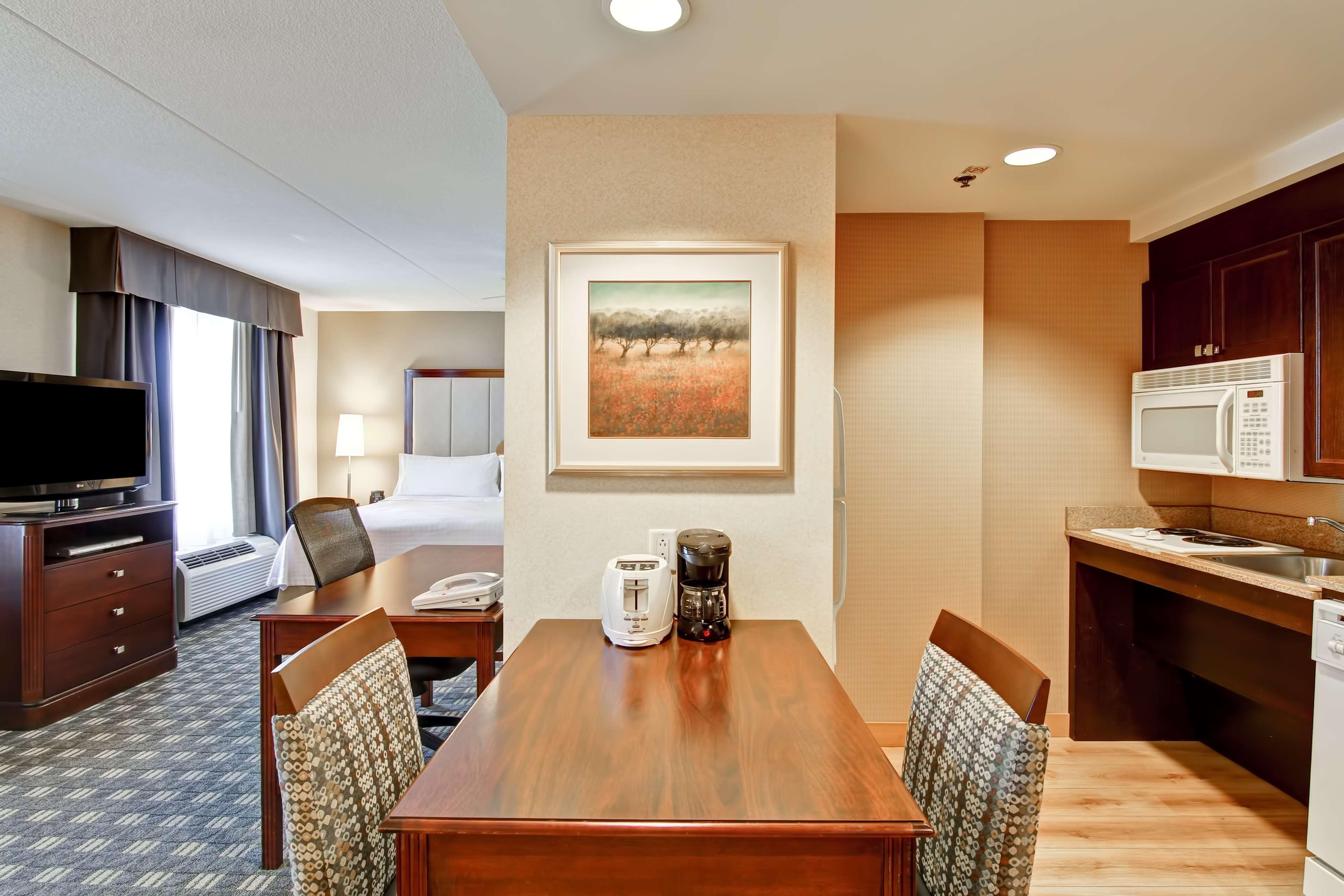 Homewood Suites By Hilton Toronto Mississauga Bagian luar foto