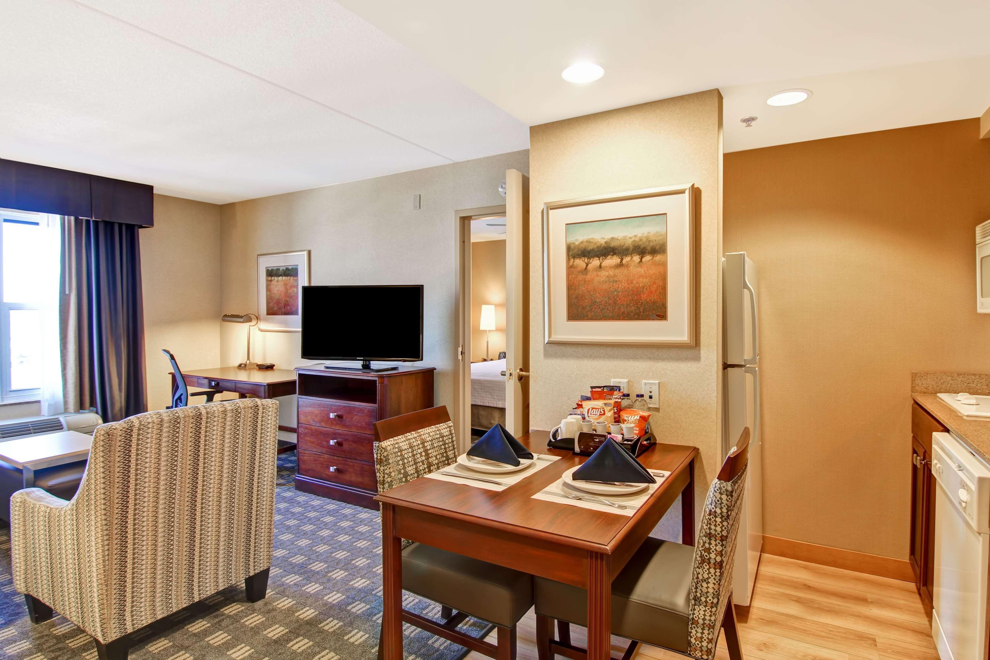 Homewood Suites By Hilton Toronto Mississauga Bagian luar foto