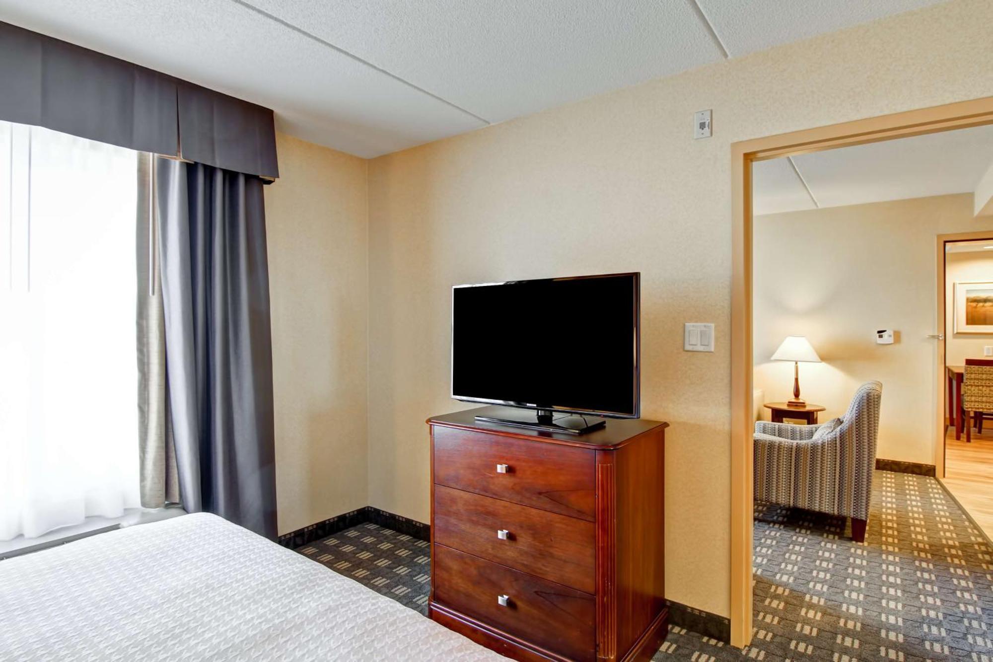 Homewood Suites By Hilton Toronto Mississauga Bagian luar foto